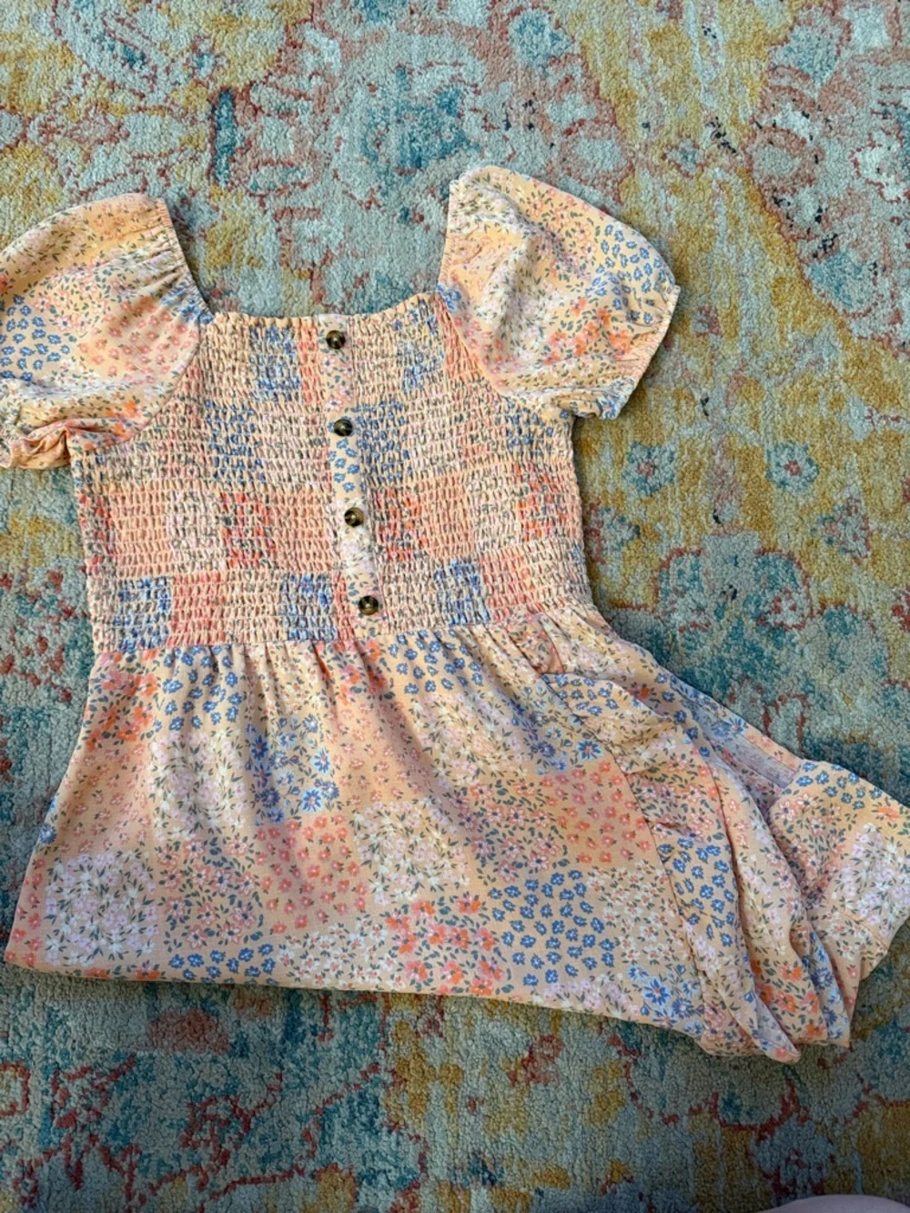 wonder nation 14/16 Like New Peach/Floral Patchwork faux buttons, ruffles